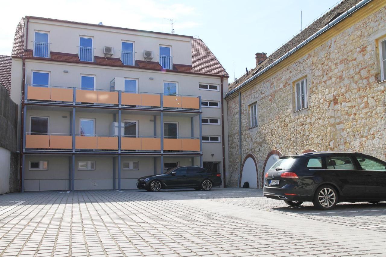 Velovino Apartman Mikulov Exterior foto